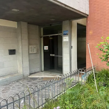 White Stylish 2 Lejlighed