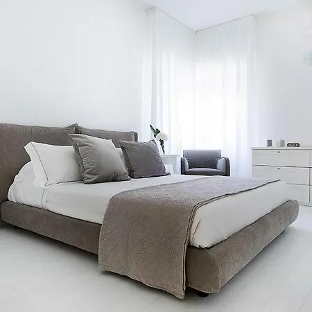 Lägenhet White Stylish 2