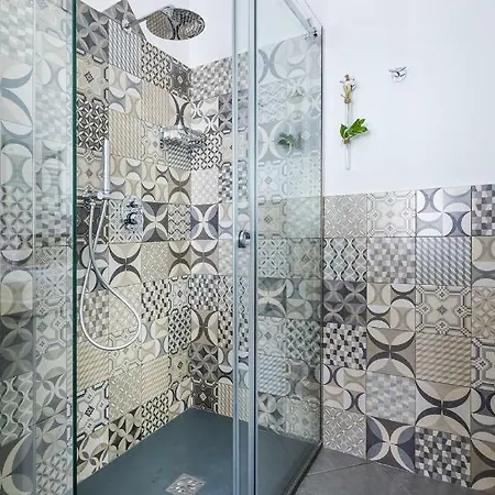 White Stylish 2 Apartamento