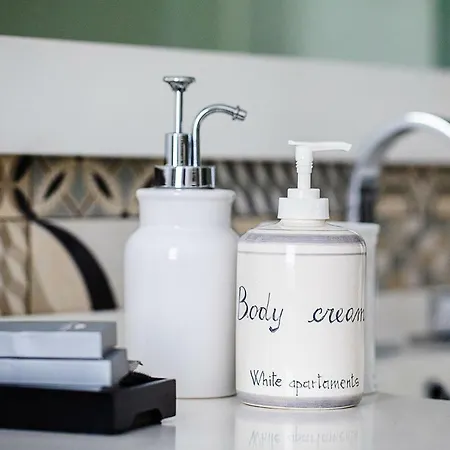 White Stylish 2 Apartamento Vico Equense